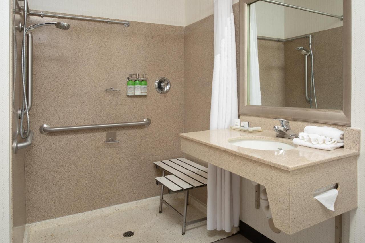 Holiday Inn & Suites Goodyear - West Phoenix Area By Ihg Eksteriør bilde
