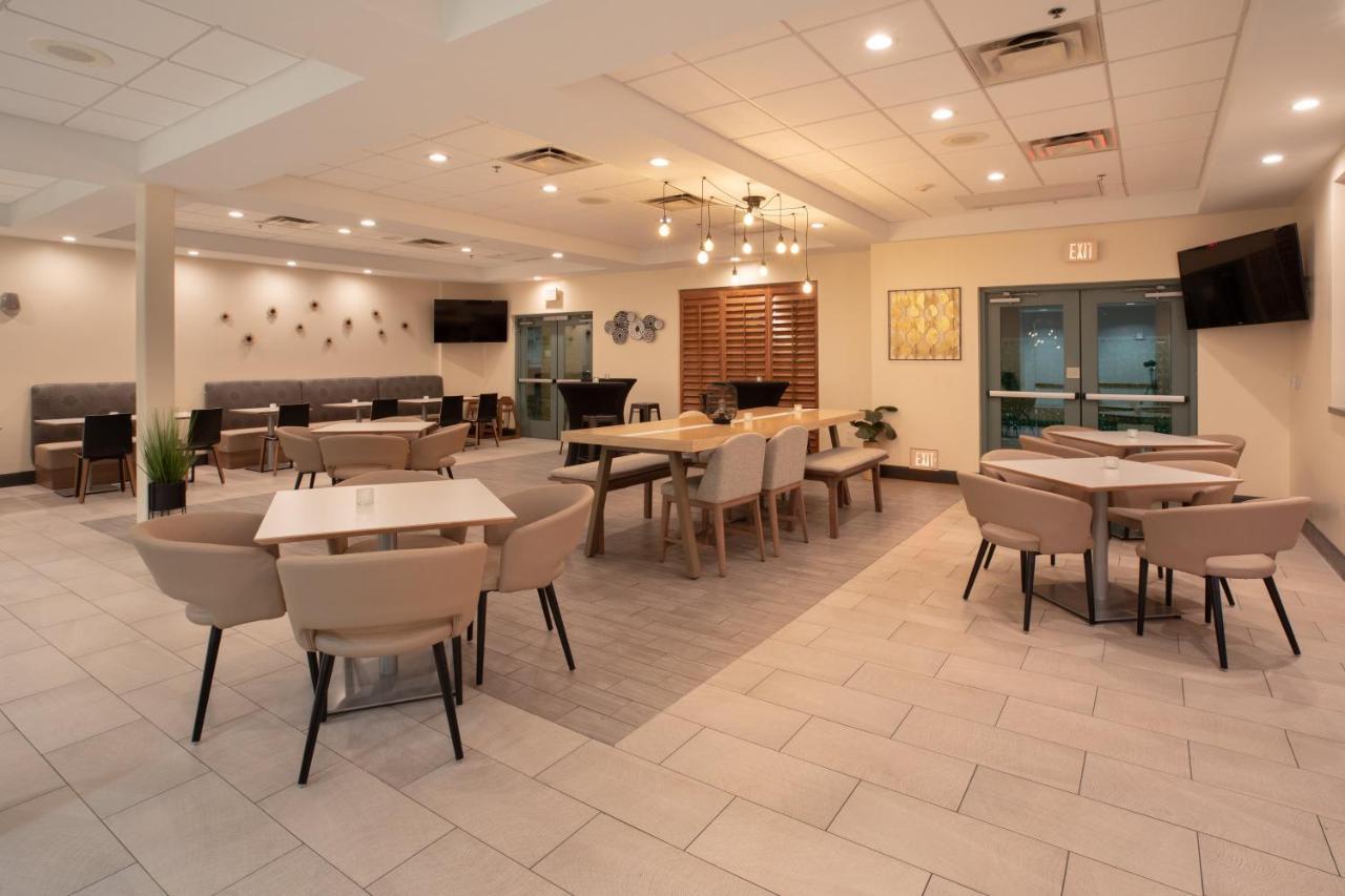 Holiday Inn & Suites Goodyear - West Phoenix Area By Ihg Eksteriør bilde