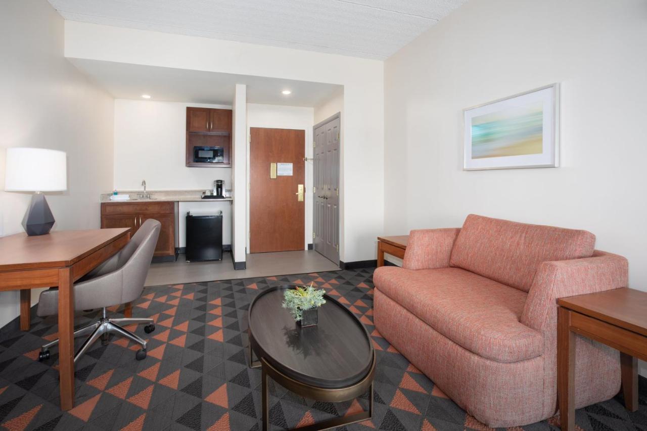 Holiday Inn & Suites Goodyear - West Phoenix Area By Ihg Eksteriør bilde