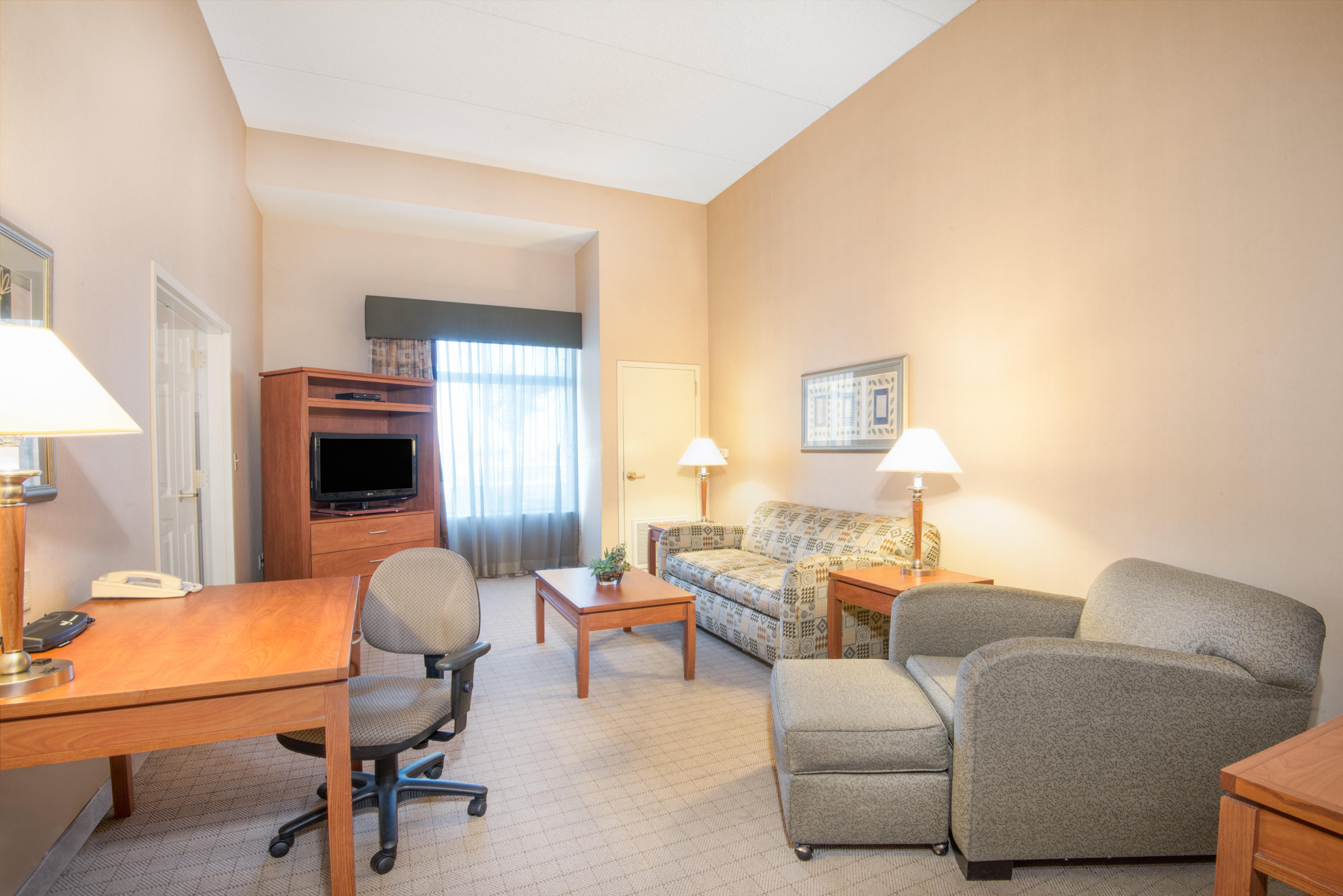 Holiday Inn & Suites Goodyear - West Phoenix Area By Ihg Eksteriør bilde