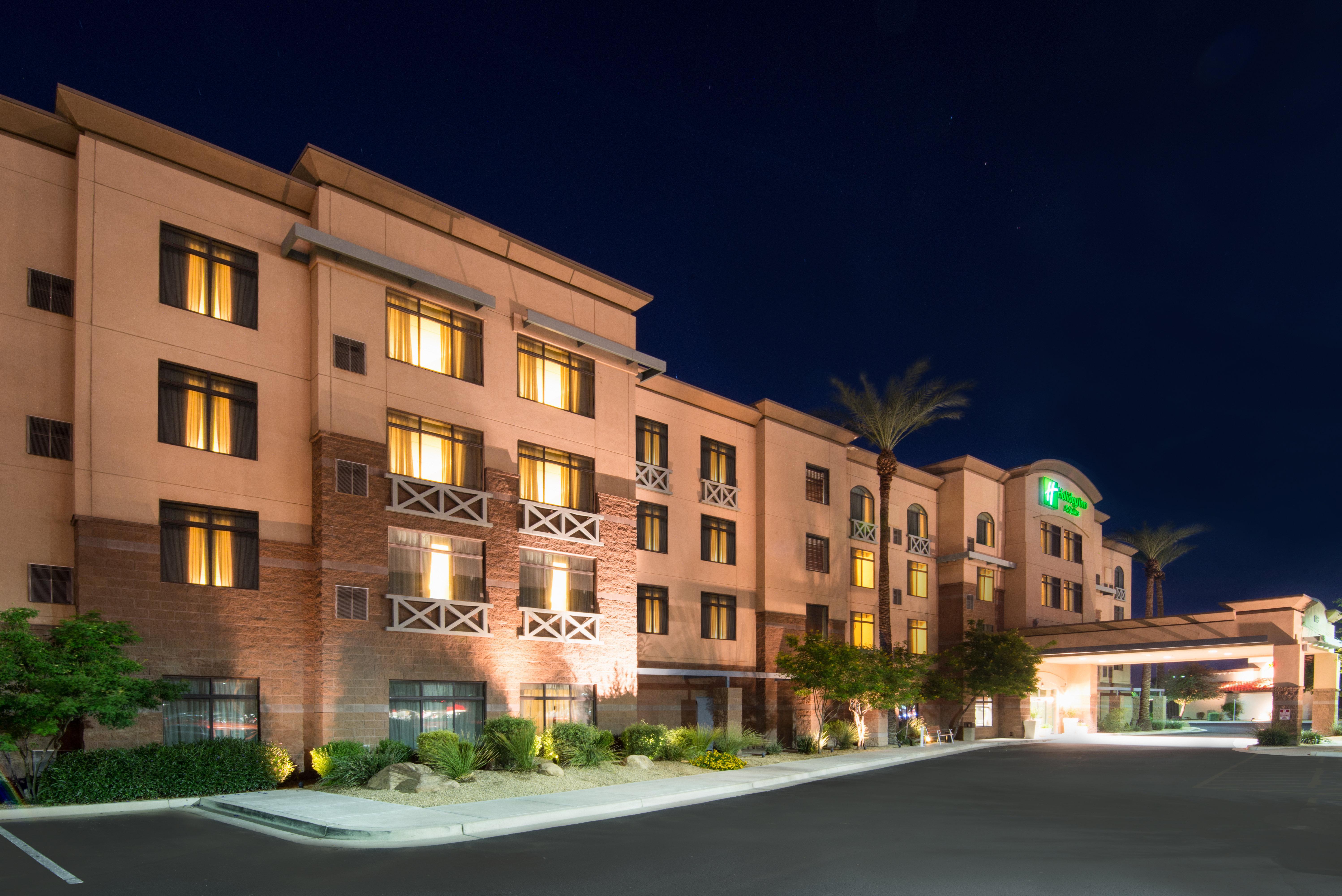 Holiday Inn & Suites Goodyear - West Phoenix Area By Ihg Eksteriør bilde