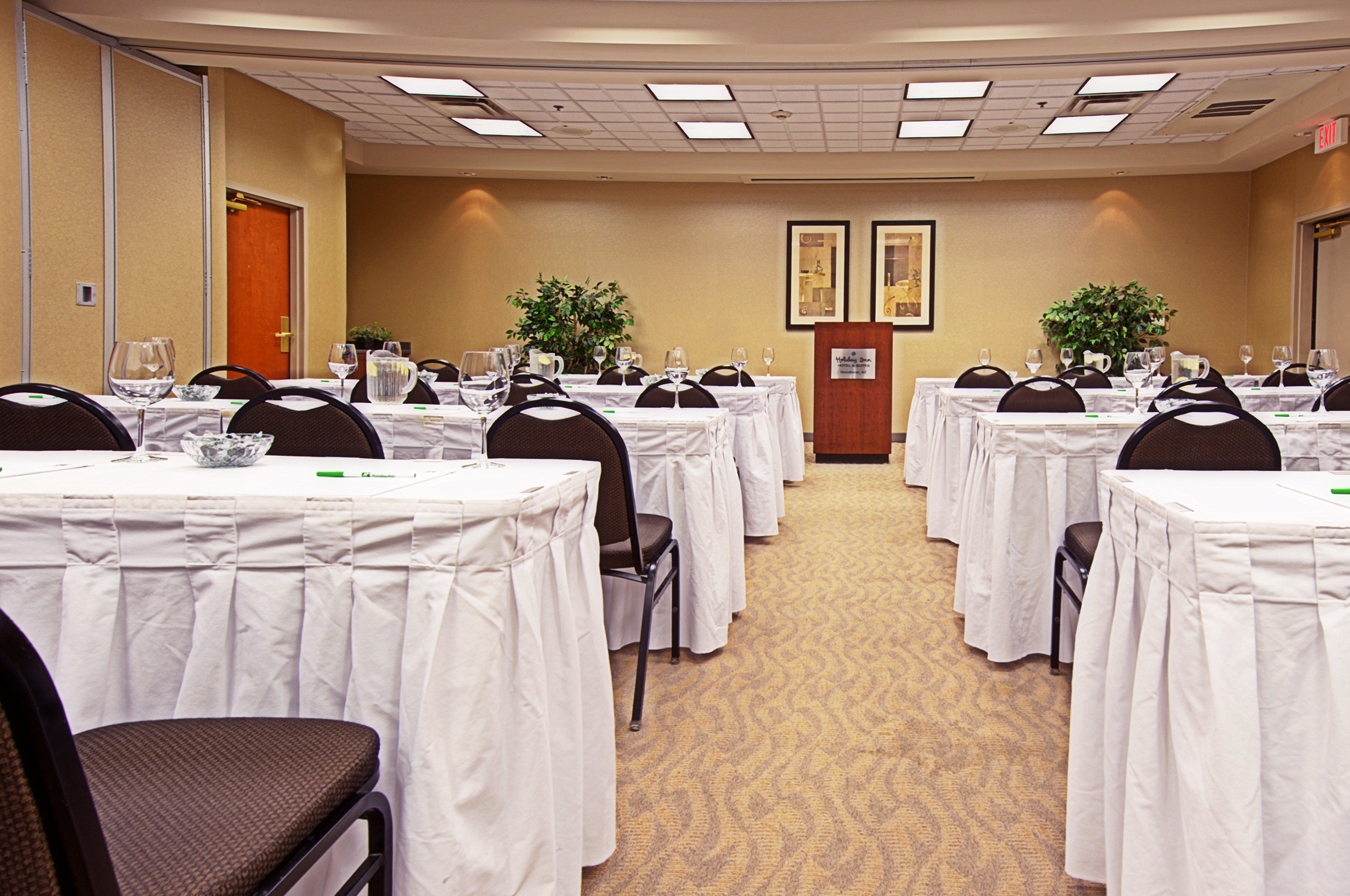 Holiday Inn & Suites Goodyear - West Phoenix Area By Ihg Eksteriør bilde
