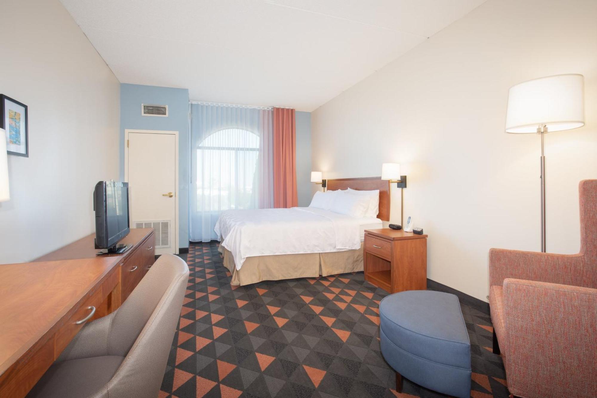 Holiday Inn & Suites Goodyear - West Phoenix Area By Ihg Eksteriør bilde